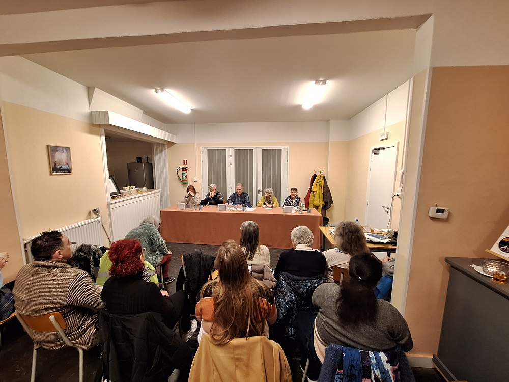 Salle de réunion du groupe spirite – lieu des séances et activités